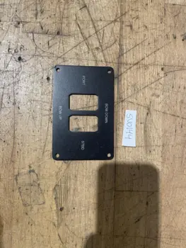 Panel/montageplade til Trim Tab knapper